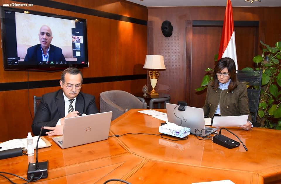 وزيرة الهجرة تعقد اجتماعا هام للتواصل مع المصريين بأوكرانيا